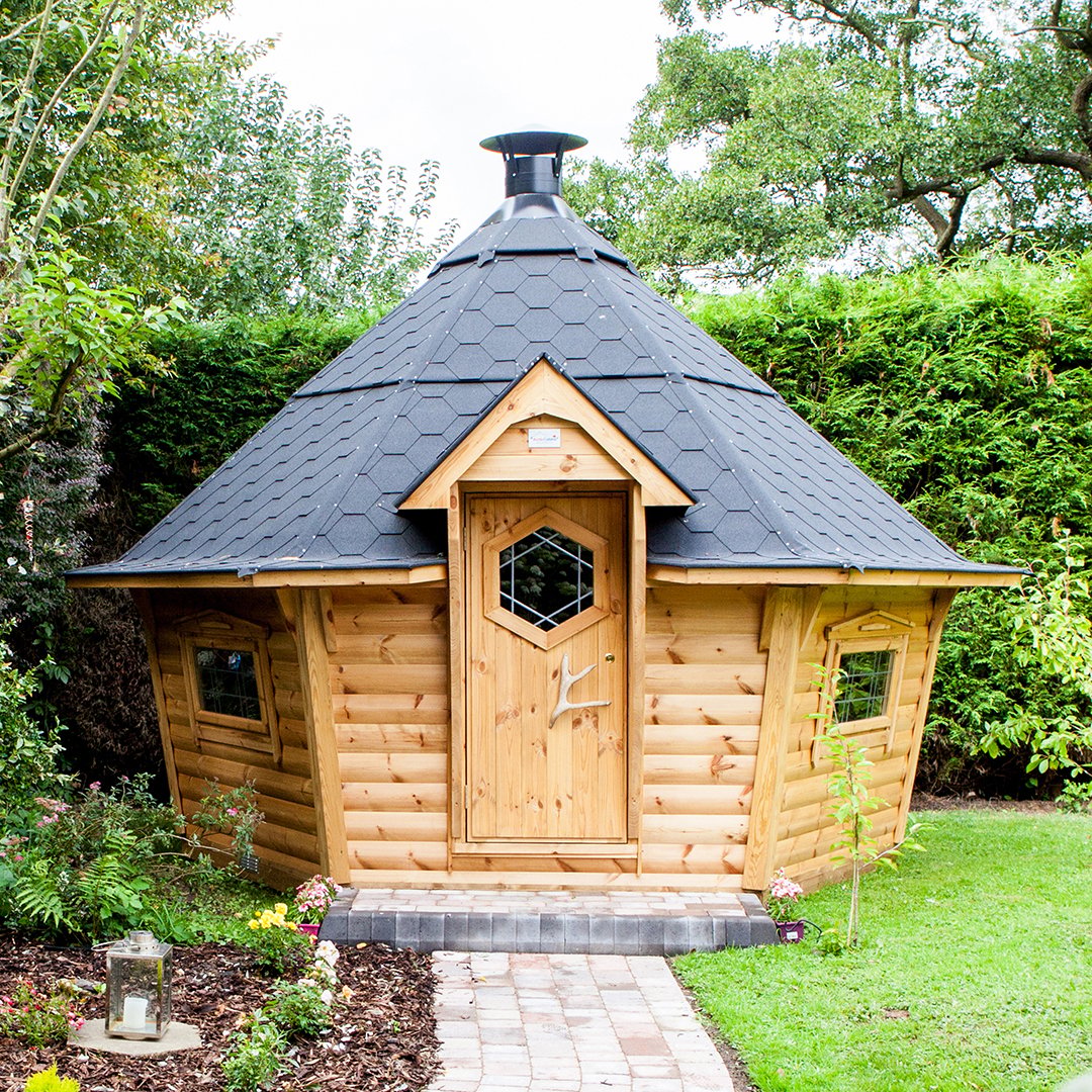 10m Arctic BBQ Cabin_b-1