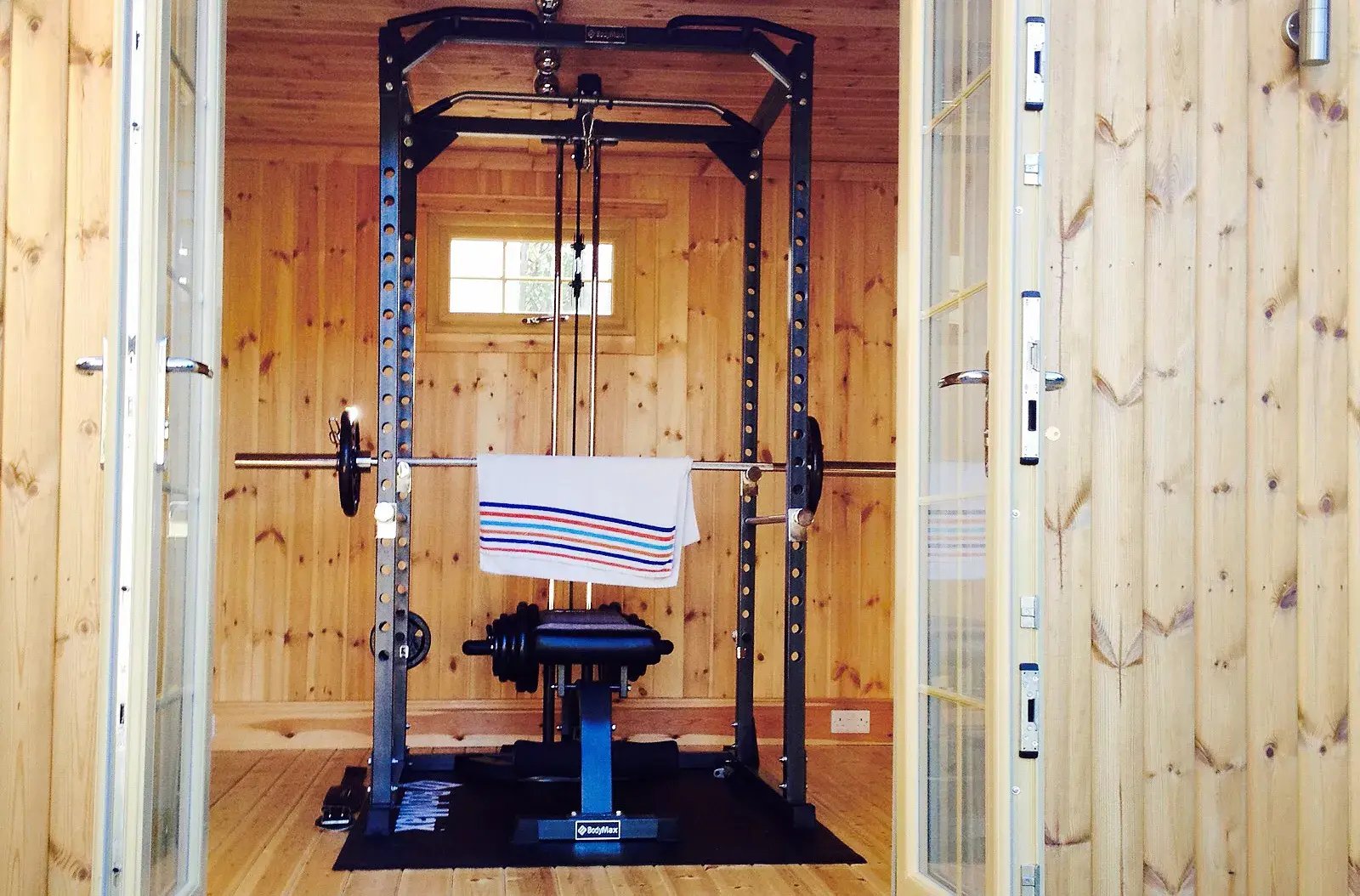 cabin gym room for the garden