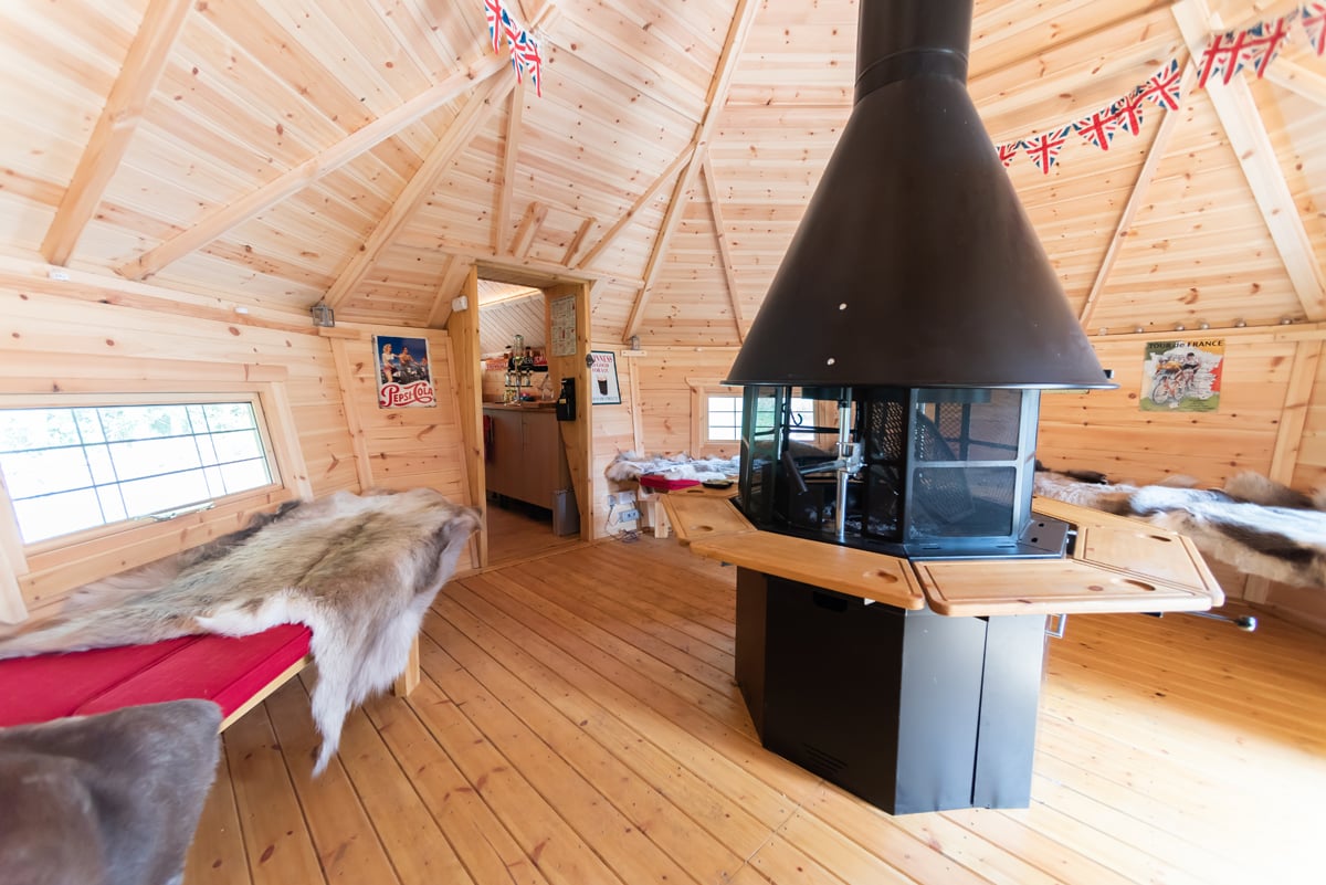 A 17m2 BBQ cabin with a doorway leading to a kitchen extension.