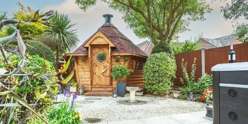 bestselling arctic cabin
