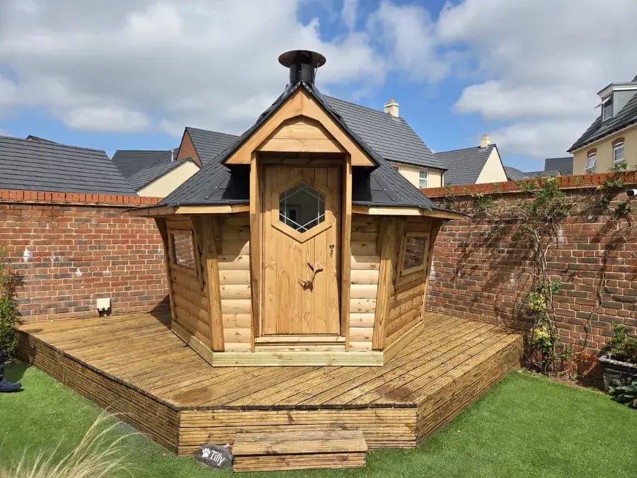 bbq cabin on decking