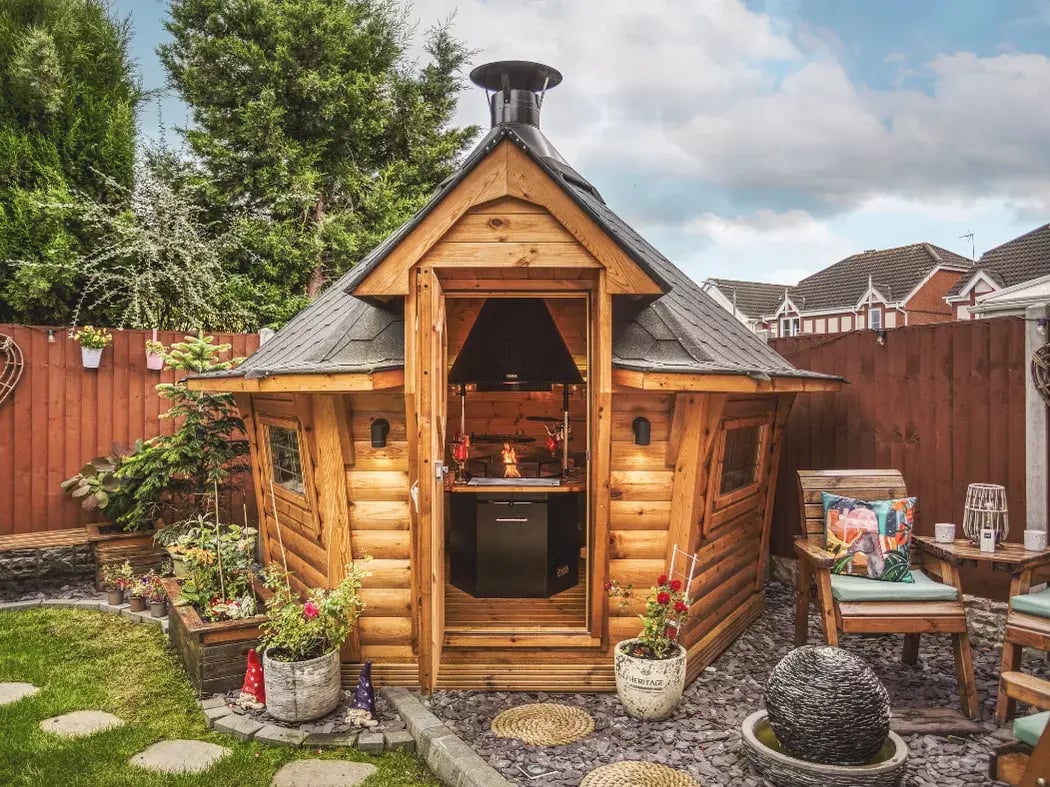 bbq house in back garden