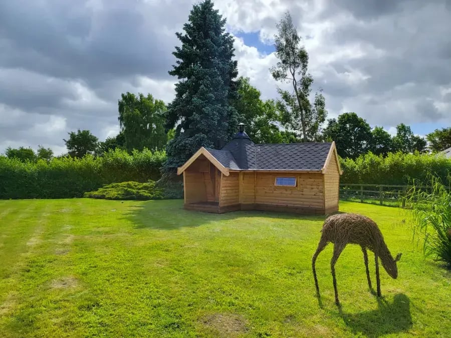 timber garden cabin with extension