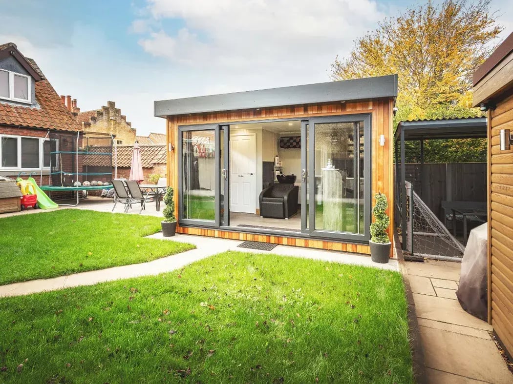 garden cabin for business