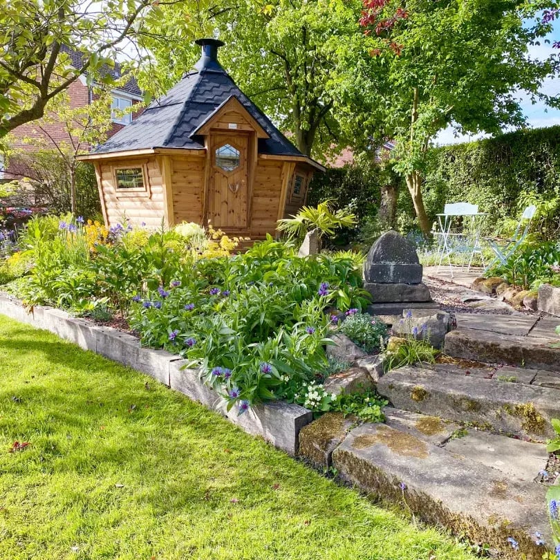 garden cabin with bbq