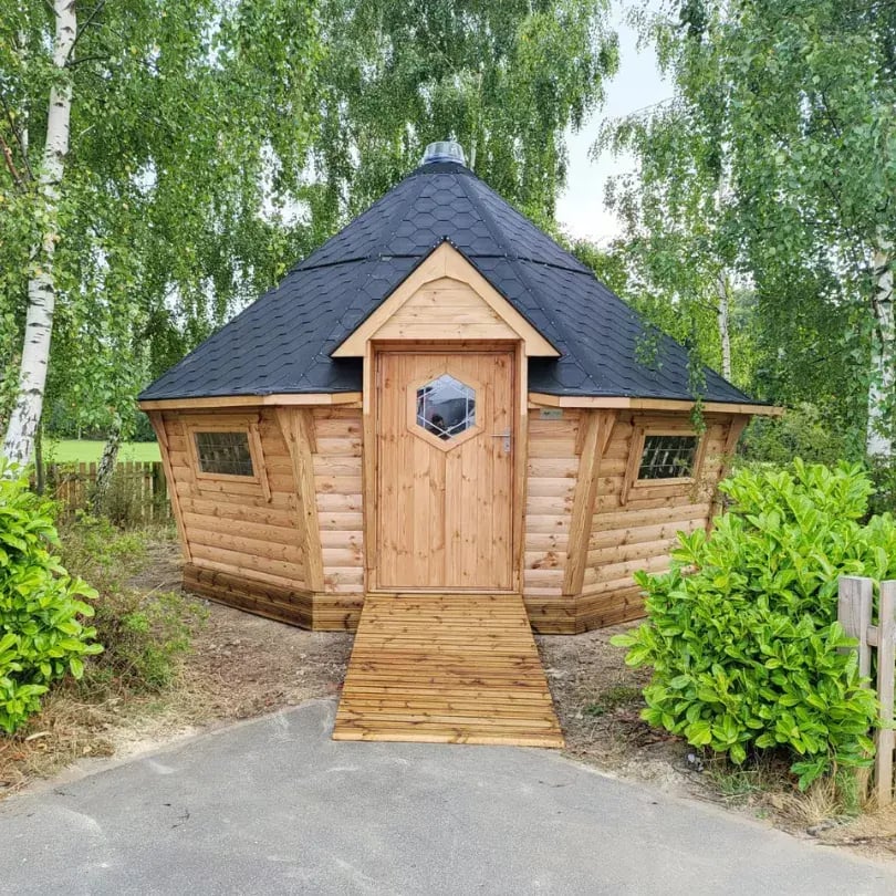 very large garden cabin with ramp