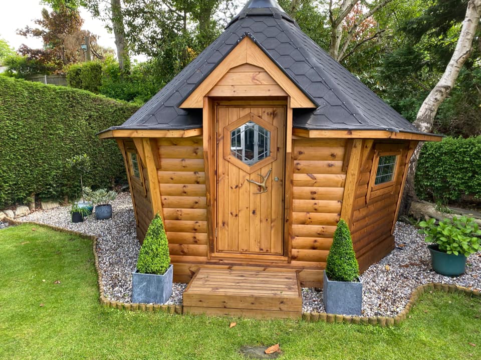 10m² Arctic Cabins BBQ Pixie Hut