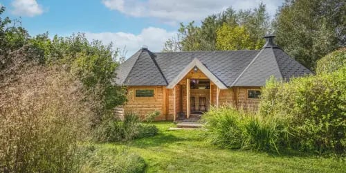 large garden bar cabin