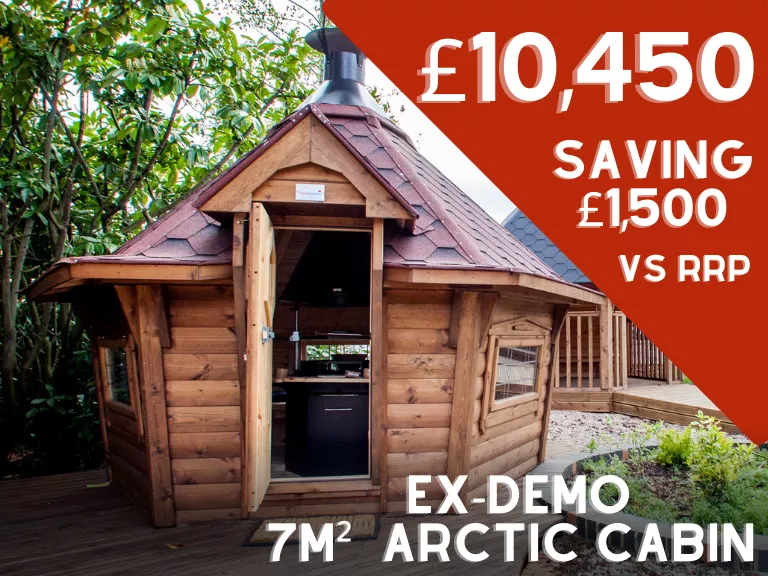7m small arctic cabin in the sale